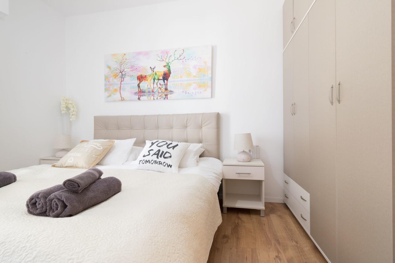 Luxury One-Bedroom Apartment/Parking In City Center Yerusalem Bagian luar foto