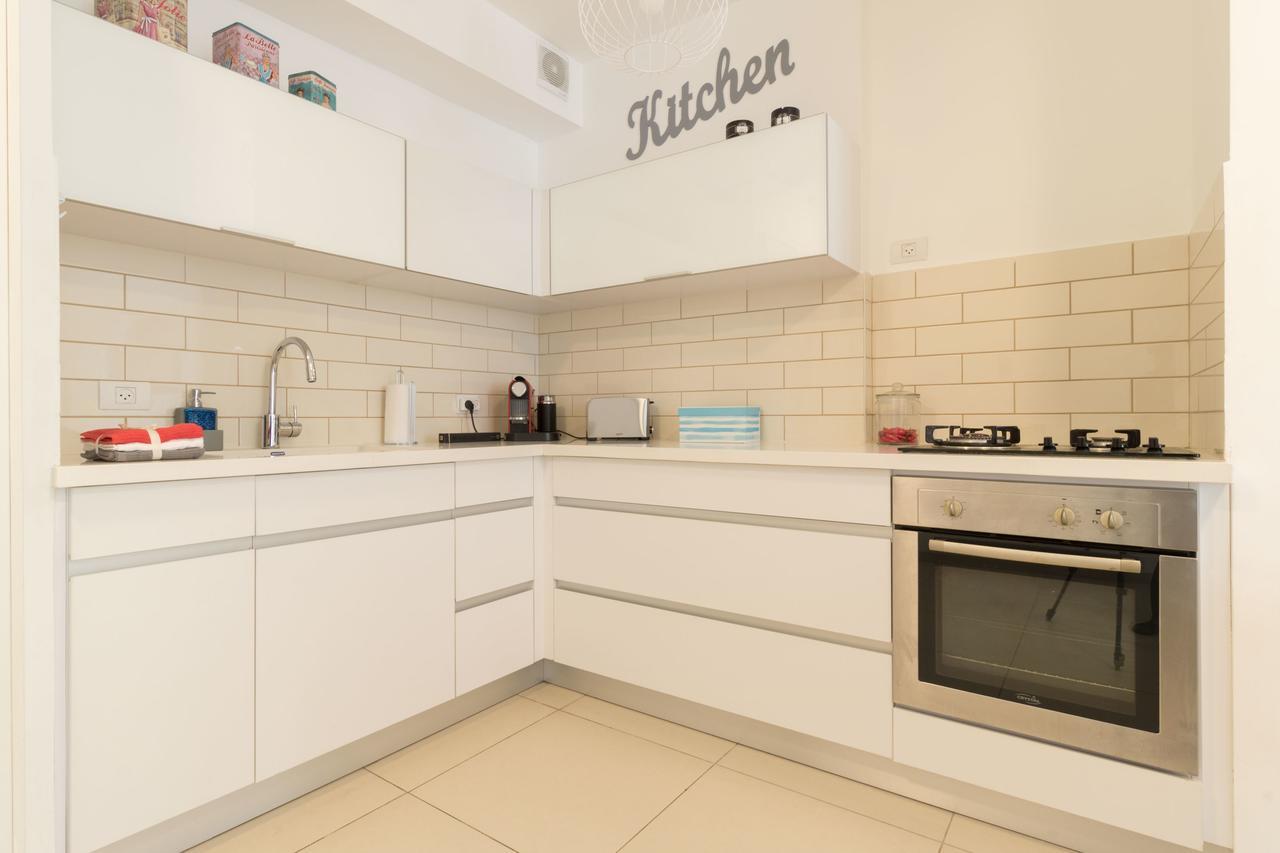 Luxury One-Bedroom Apartment/Parking In City Center Yerusalem Bagian luar foto