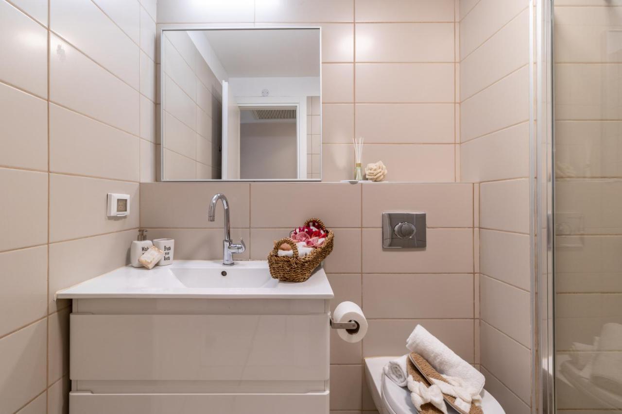 Luxury One-Bedroom Apartment/Parking In City Center Yerusalem Bagian luar foto